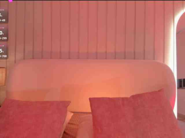 Megan-Holly webcam