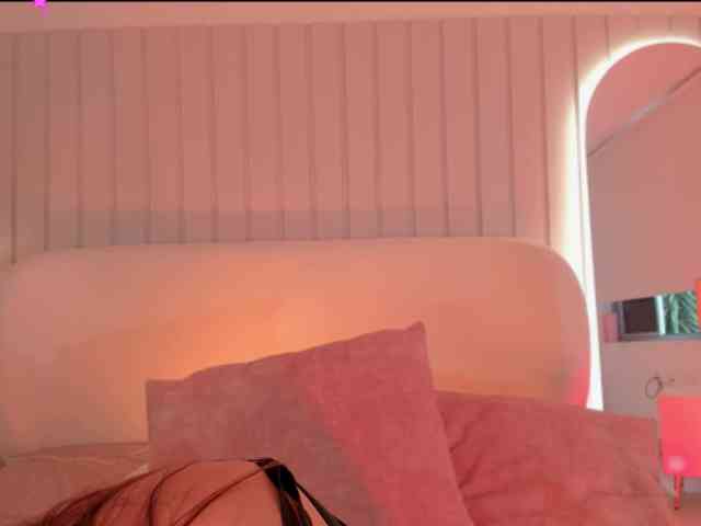 Megan-Holly webcam