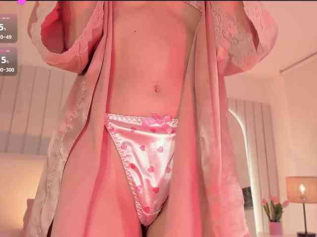 Megan-Holly webcam