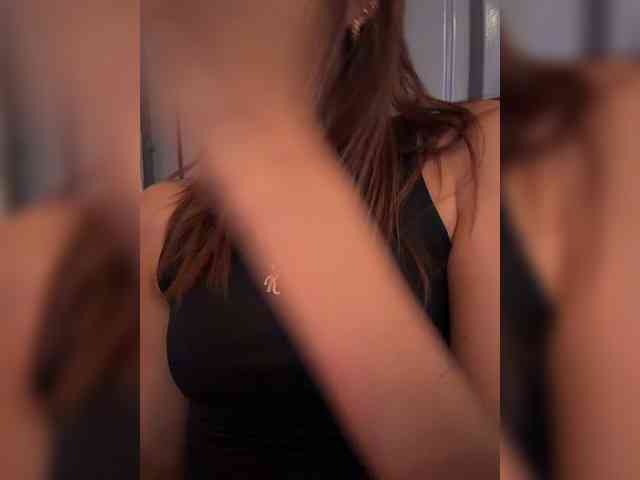 Megan-Holly webcam