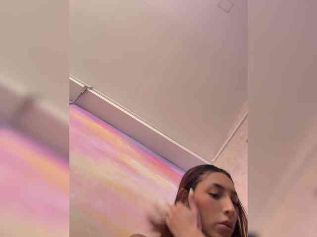 Megan-Holly webcam