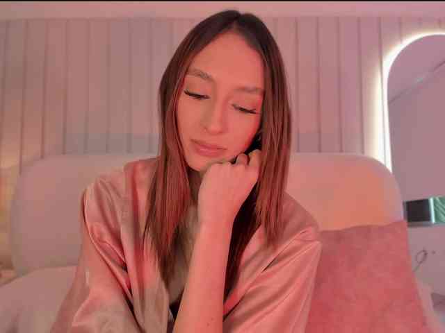 Megan-Holly webcam