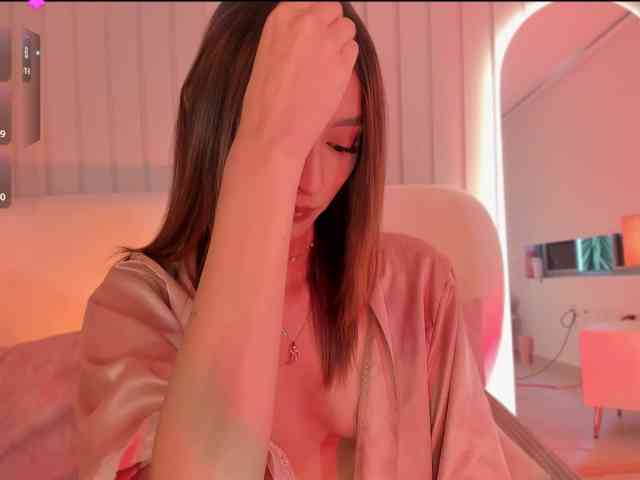 Megan-Holly webcam