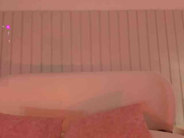 Megan-Holly webcam