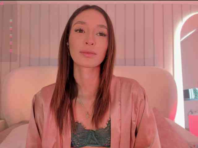 Megan-Holly webcam