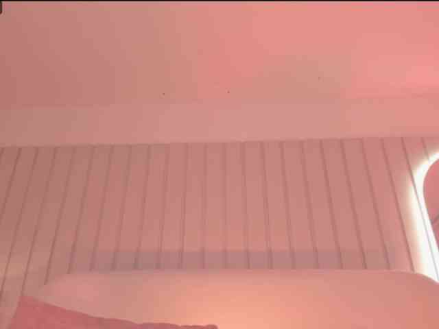 Megan-Holly webcam