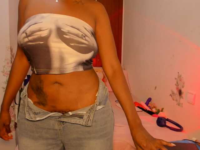 -viioolleettaa- live cam on BongaCams