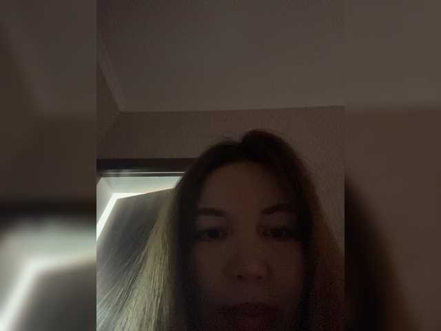 LynnMonica live cam preview