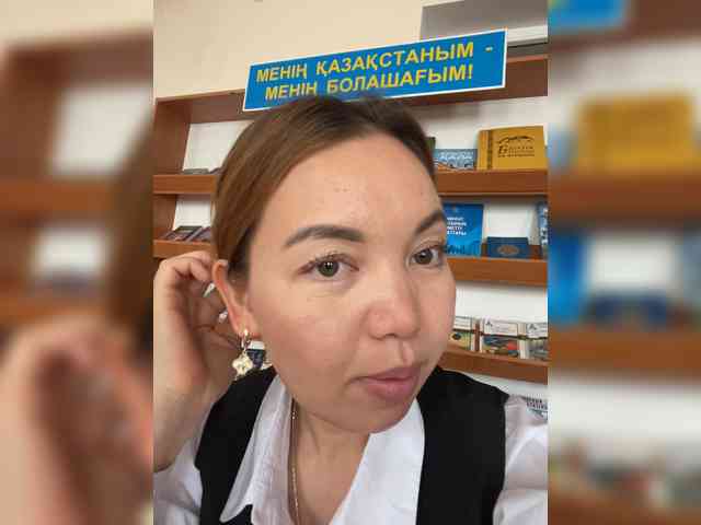 LynnMonica webcam