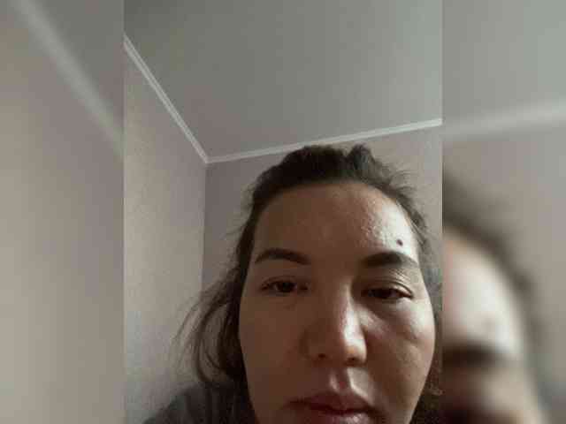 LynnMonica webcam