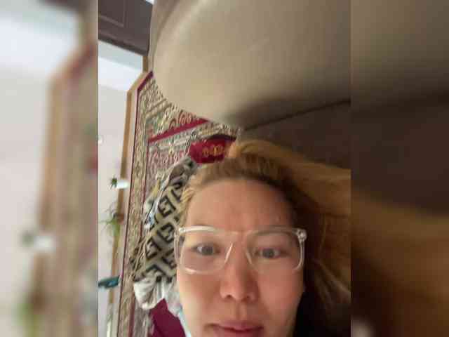 LynnMonica webcam