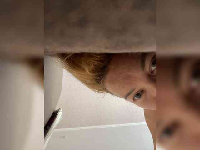 LynnMonica webcam