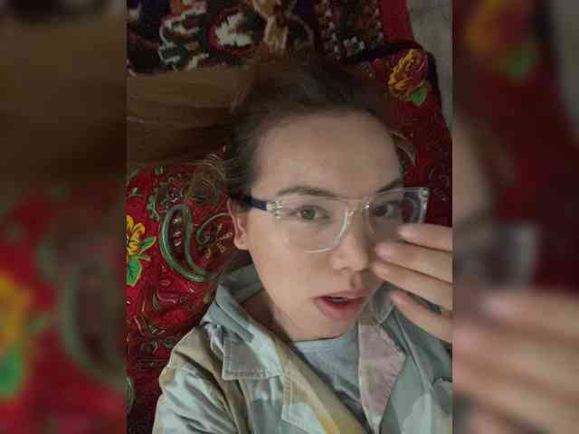 LynnMonica webcam