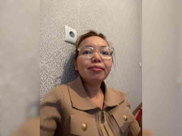 LynnMonica webcam