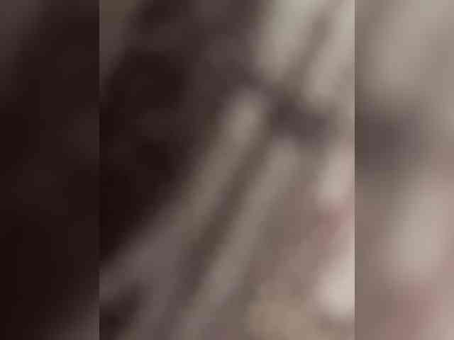 LynnMonica webcam