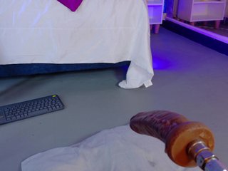 MollyyCruz Porn Show