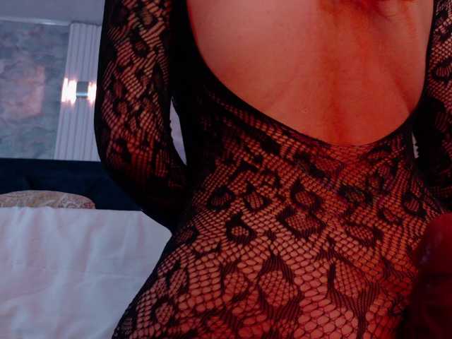 MollyyCruz live cam on BongaCams