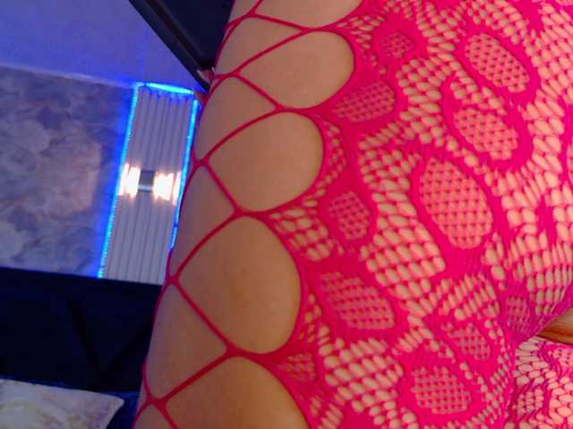 MollyyCruz live cam on BongaCams
