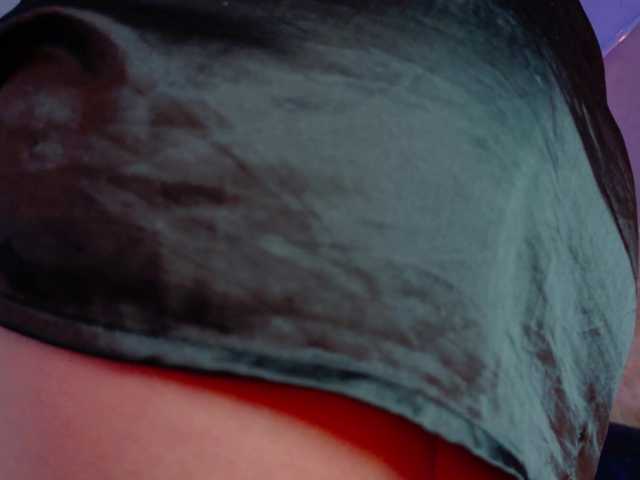 MollyyCruz live cam on BongaCams