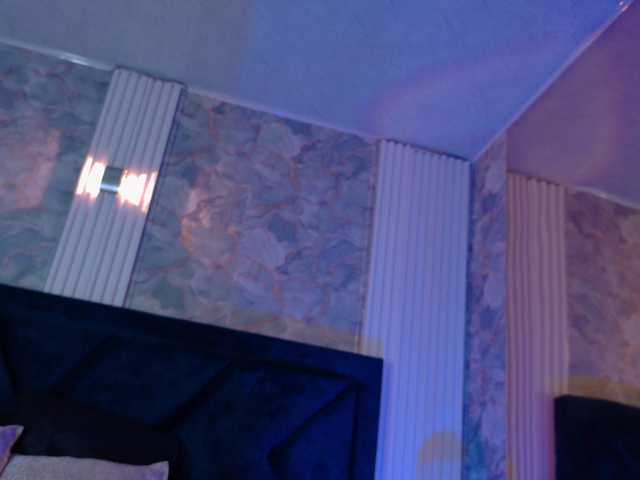 le modèle MollyyCruz est en webcam porno dans un show sur le site bongacams, il possède les tags suivants: Latino/Hispanic,Blonde,Shaved