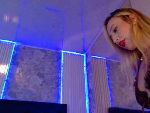 MollyyCruz webcam