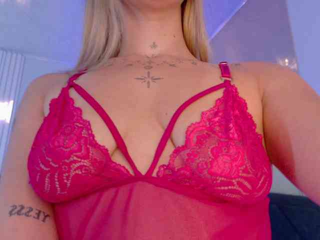 MollyyCruz webcam