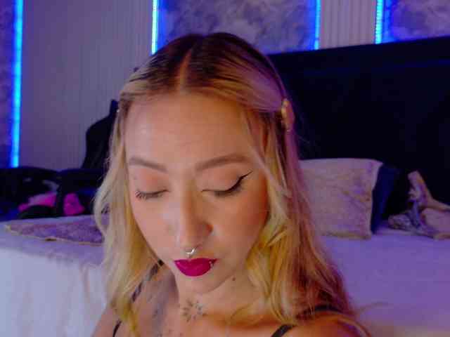 MollyyCruz webcam