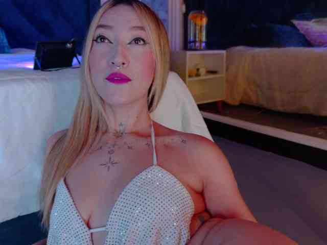 MollyyCruz webcam