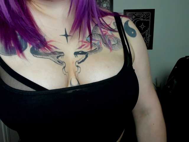 98GabbieSEXY live cam on BongaCams