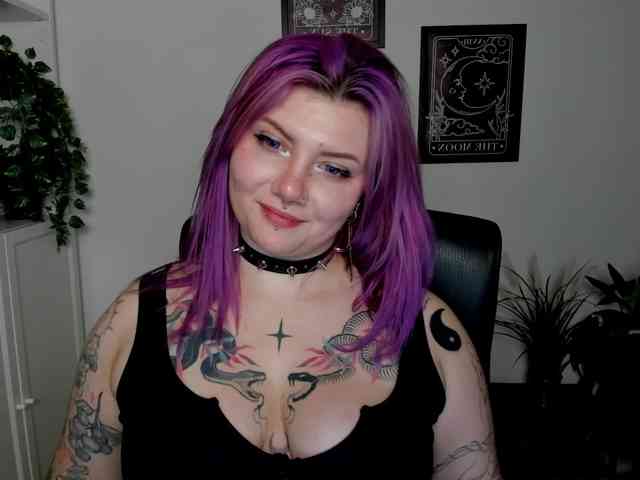 Model: 98GabbieSEXY