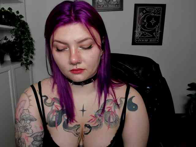 Model: 98GabbieSEXY