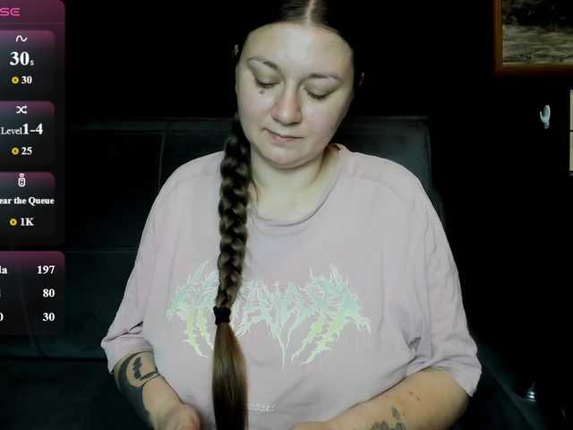 le modèle AlisaBacker est en webcam porno dans un show sur le site bongacams, il possède les tags suivants: White/Caucasian,Brunette,Shaved