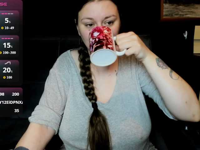 AlisaBacker live cam on BongaCams