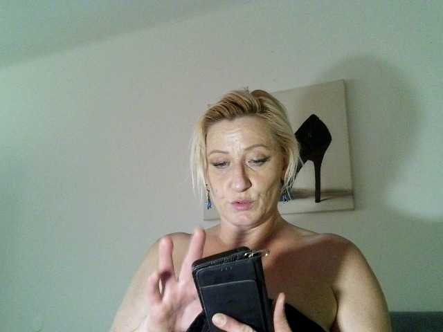 Sandyforyou live cam on BongaCams
