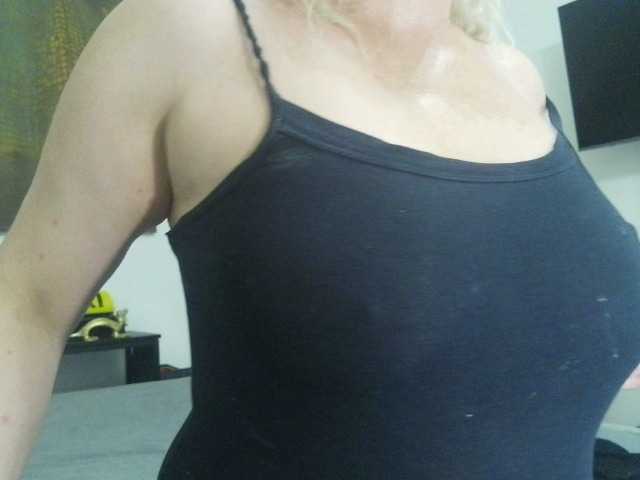 Sandyforyou live webcam show