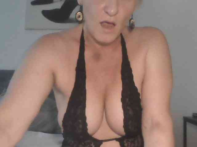 Sandyforyou webcam