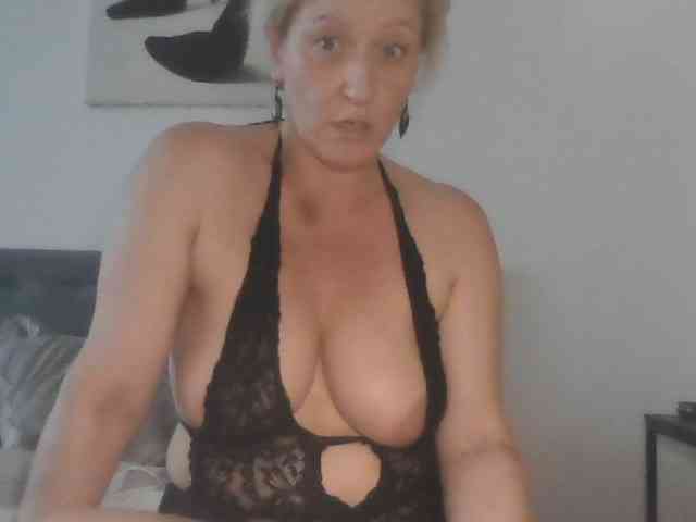 Sandyforyou webcam