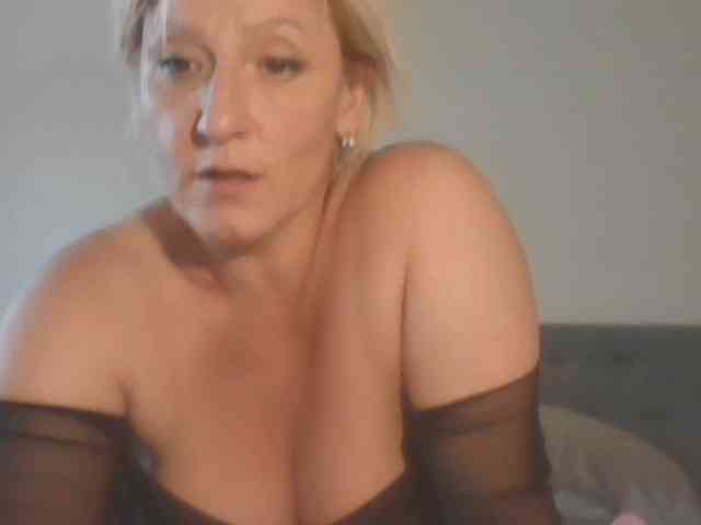 Sandyforyou webcam