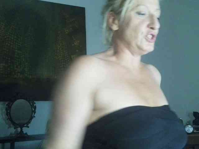 Sandyforyou webcam