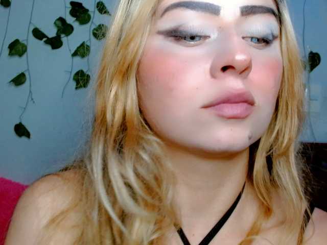 Sabrinaolsons live cam on BongaCams
