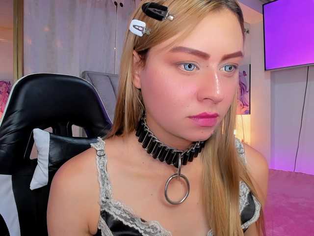 Sabrinaolsons live cam on BongaCams