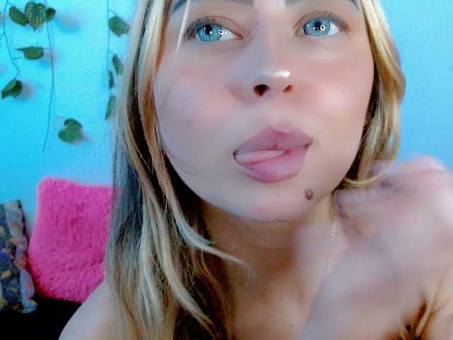 Sabrinaolsons live cam on BongaCams