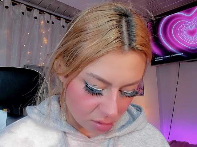Sabrinaolsons live cam on BongaCams
