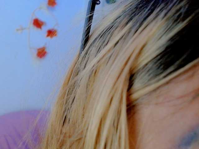 Sabrinaolsons live cam on BongaCams