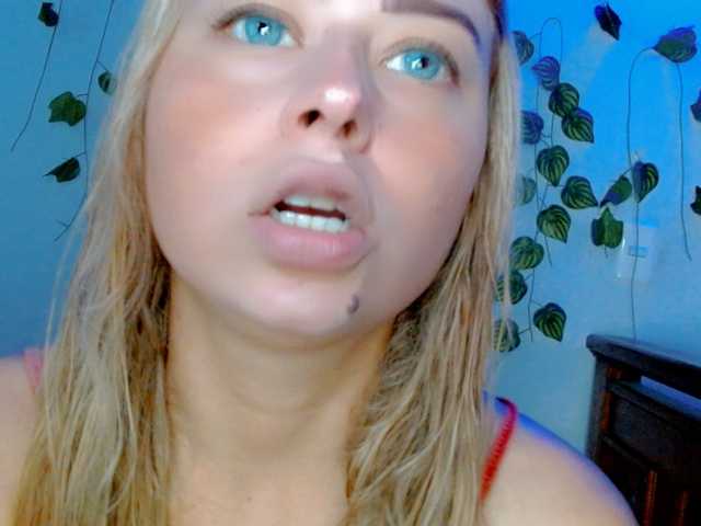 Sabrinaolsons live cam on BongaCams