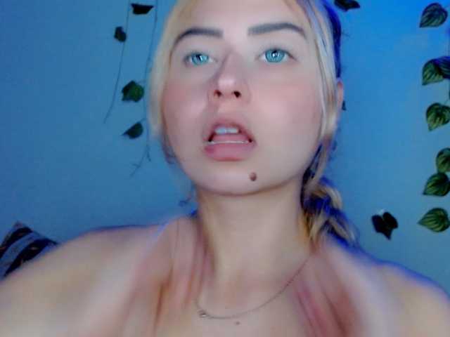 Sabrinaolsons live cam on BongaCams
