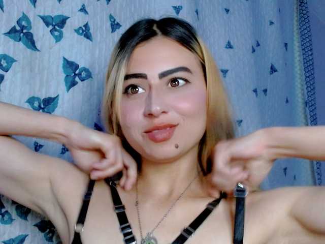 Sabrinaolsons live cam on BongaCams