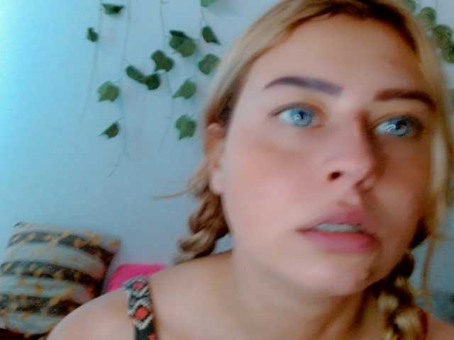 Sabrinaolsons live cam on BongaCams