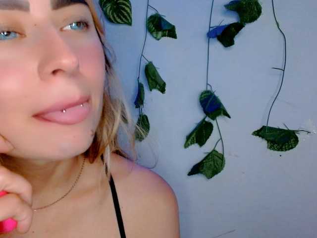 Sabrinaolsons live cam on BongaCams