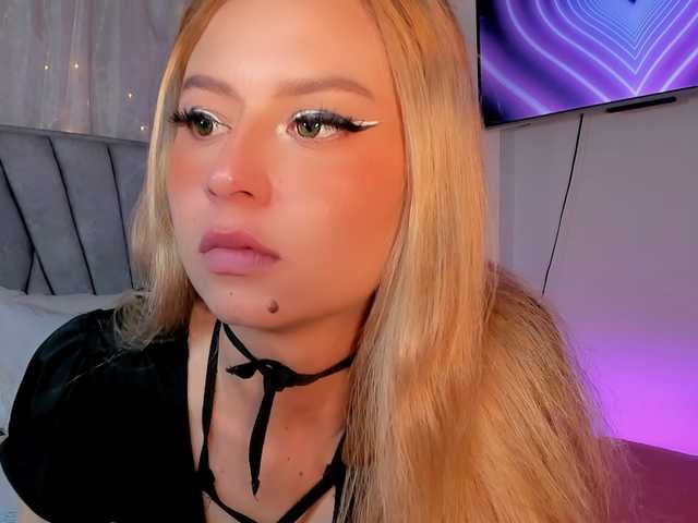 Sabrinaolsons live cam on BongaCams